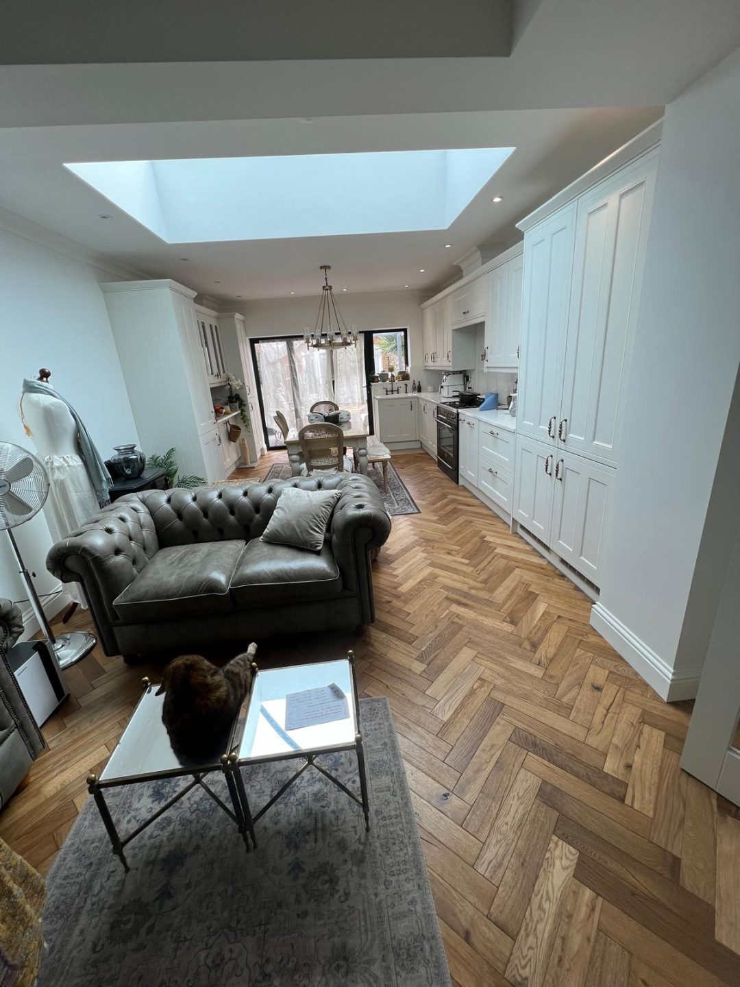 Extension in Cherry Tree Close  Rm13