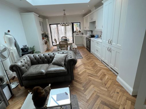 Extension in Cherry Tree Close  Rm13